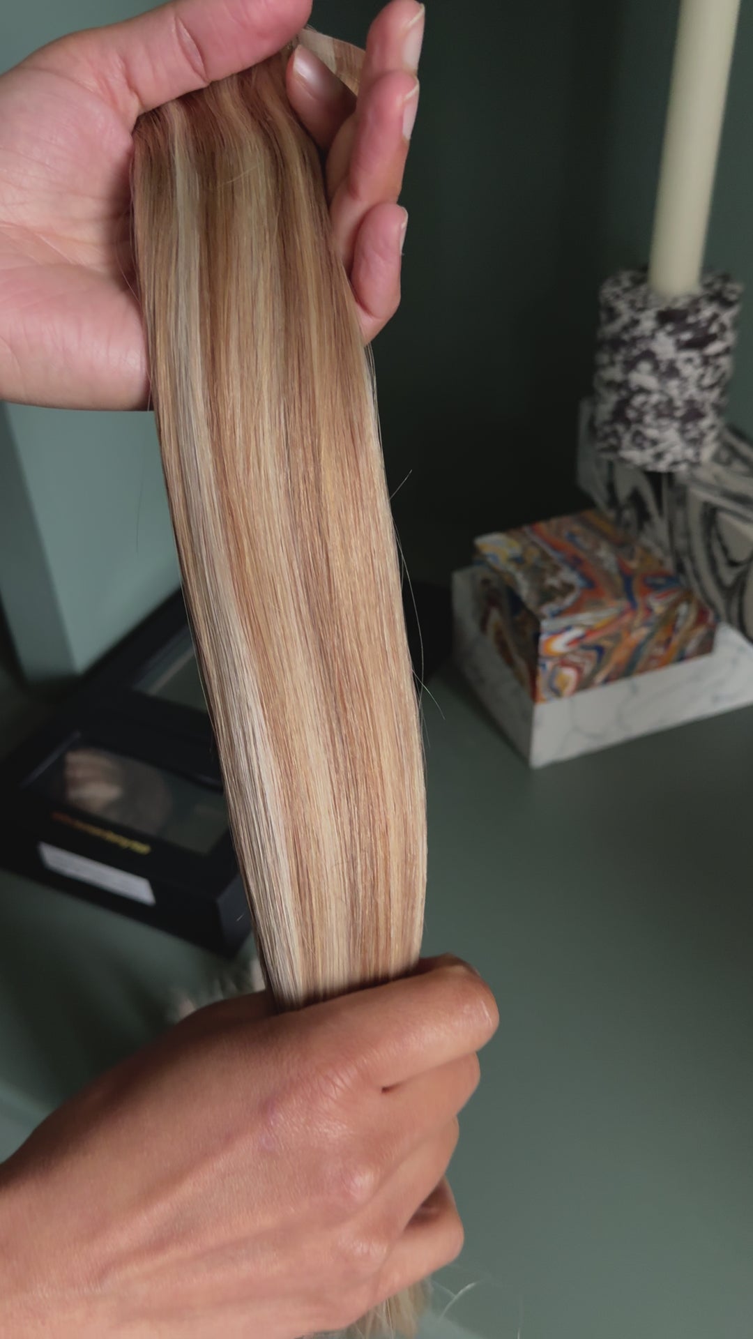 Blondette Remy Ponytail (20" and 130g)