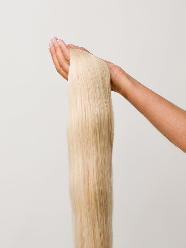 Goldilocks Blonde Seamless Remy Clip-In Hair Extensions (20" and 180 Grams)